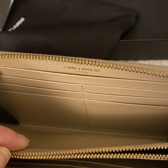 Saint Laurent Wallet - Picture 8 of 17